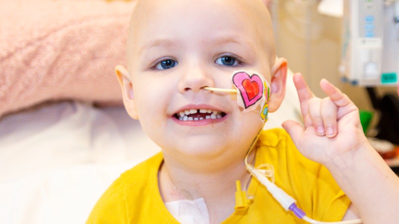 Heart doctors at Children's Health analyze a patient's imaging results
